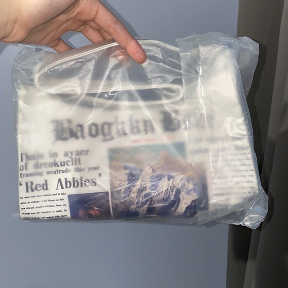 Handbag - Picture 3 of 7